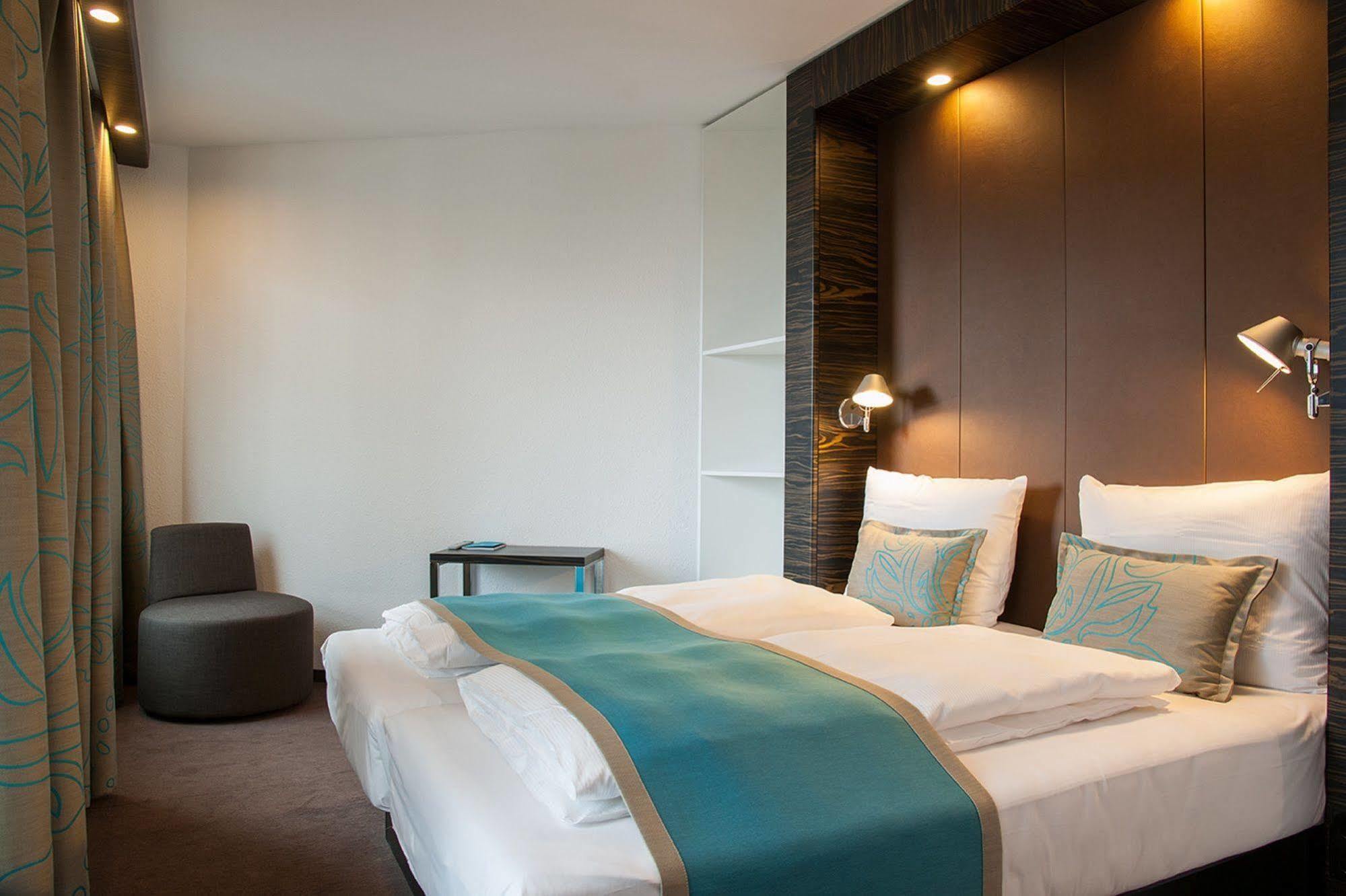 Motel One Brussels Exterior photo